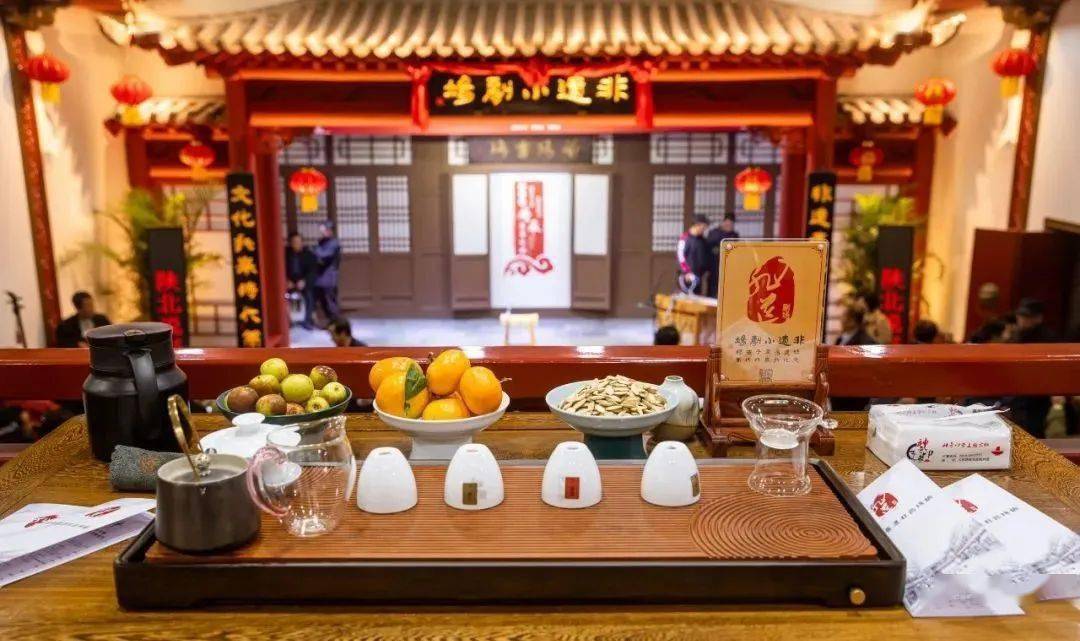 共赴一场陕北说书的文化盛宴百名艺人齐聚榆阳