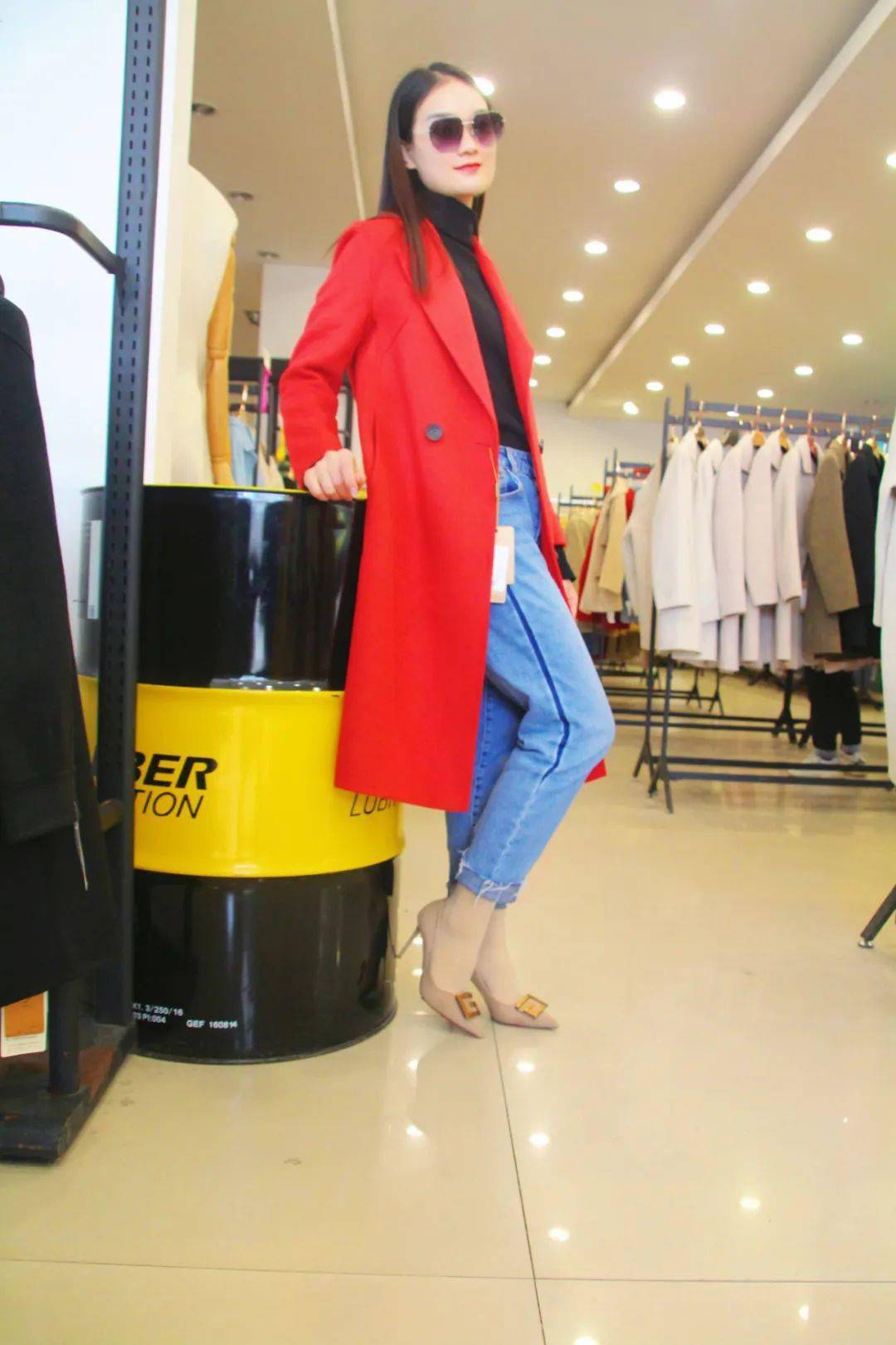 这个从不在朋友圈发照片的随州美女,今天完全失控了!