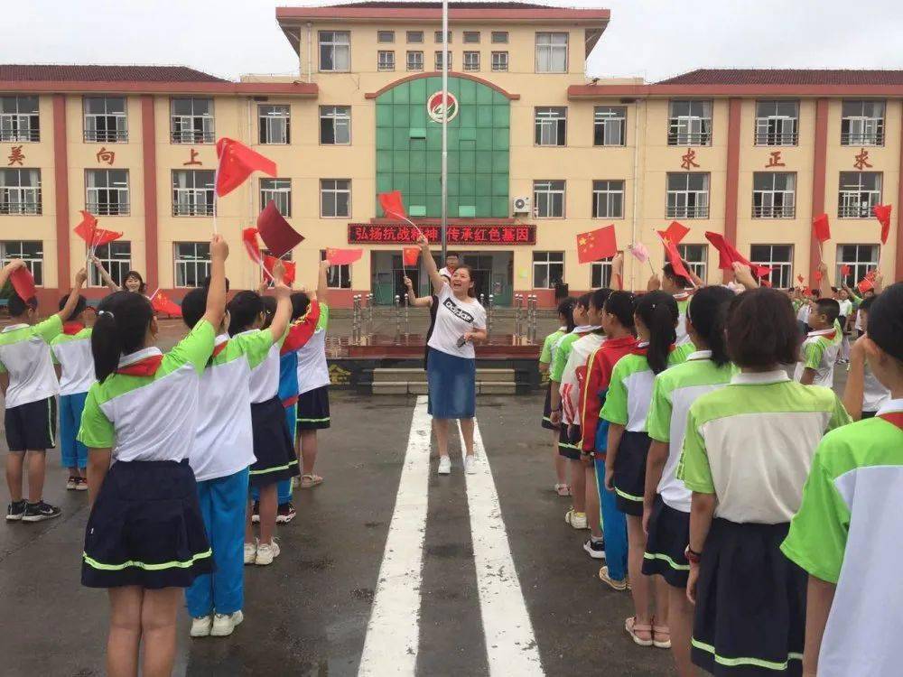办好老百姓家门口的每一所学校平度市南村小学