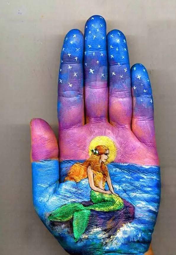 手掌为画创意十足
