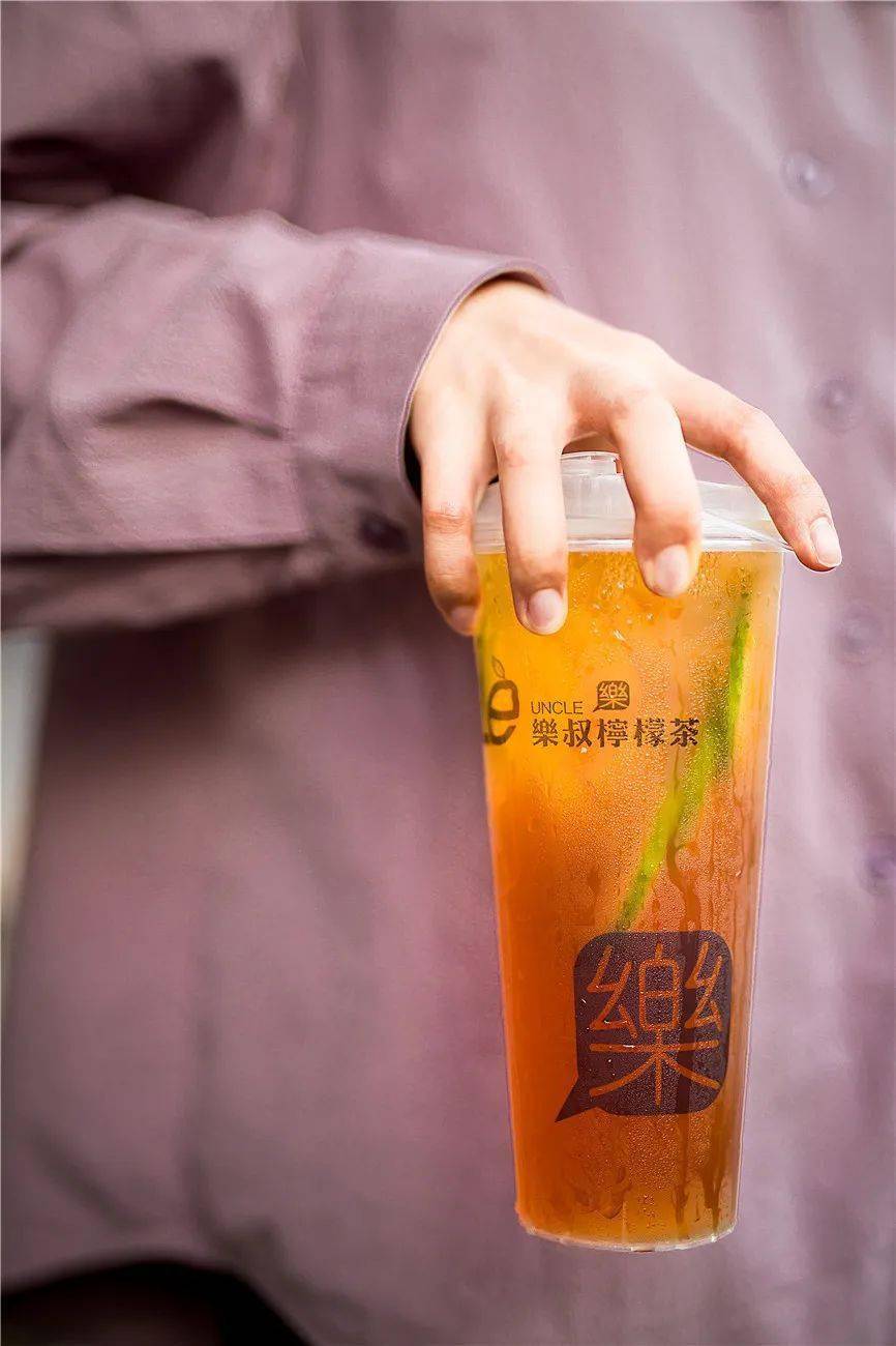 买一送一火爆增城的乐叔柠檬茶终于在福田开店啦