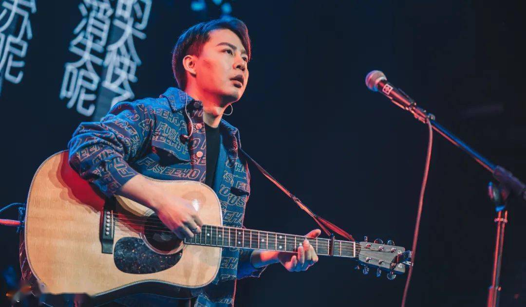 巡演在路上专访fine乐团成年人最大的本事是杠出生活的意义