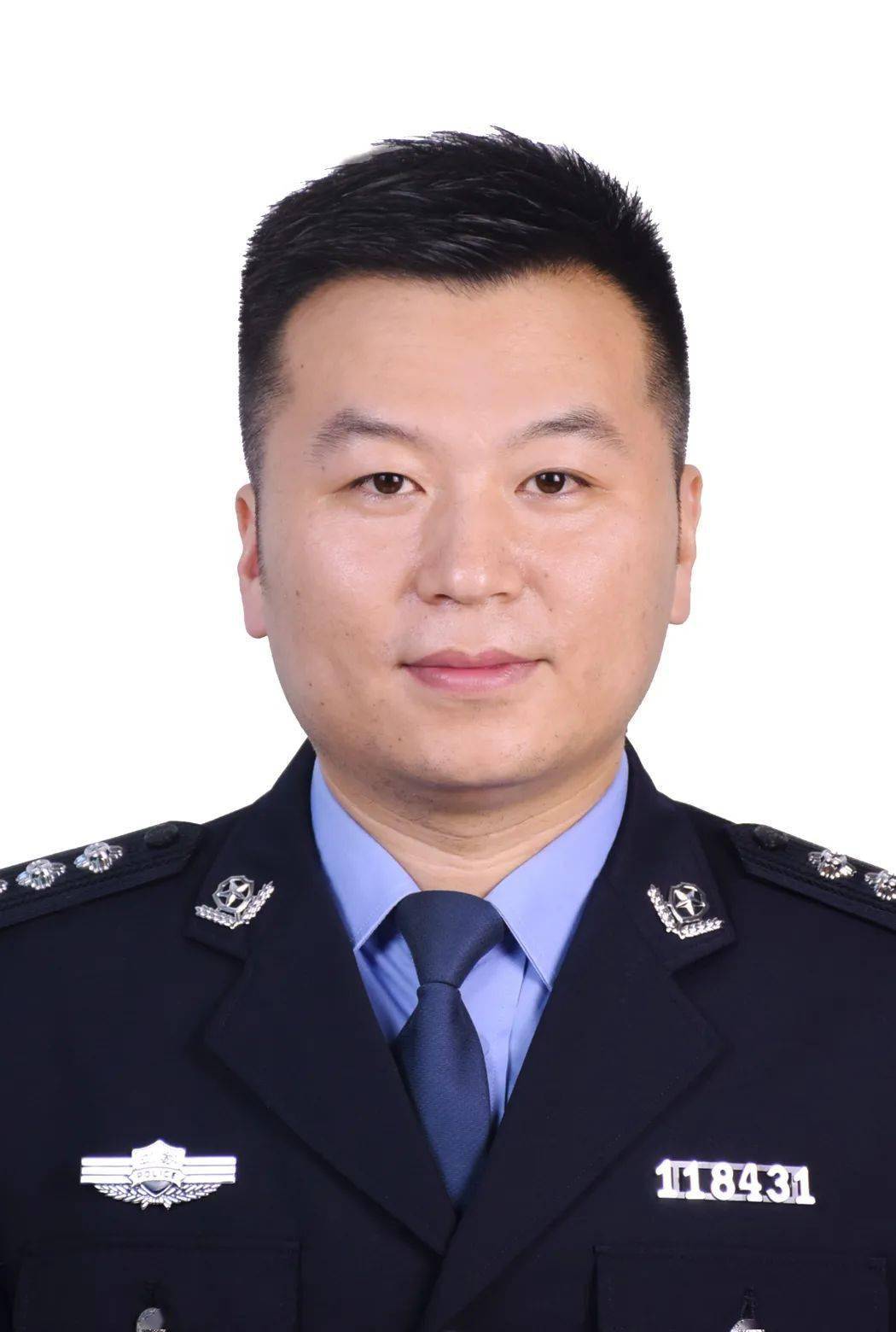 孙龙 :孙龙,男,汉族,1988年10月出生,中共党员,江苏省扬中市公安局