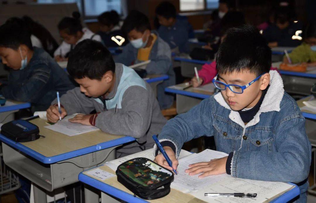 民主路小学精心组织规范省学业监测