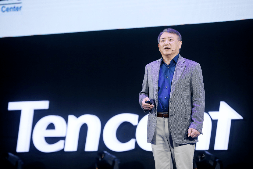 蔡三军是复旦大学附属肿瘤医院大肠外科主任医师,大肠多学科首席专家.