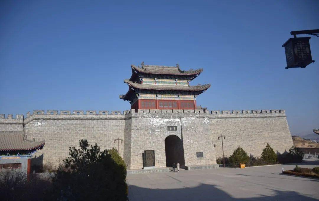 庄浪冬日暖阳下走进甘肃庄浪县紫荆山