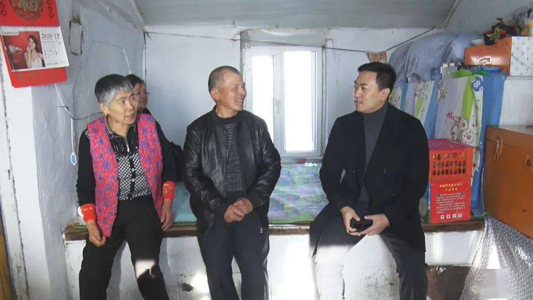 【检查指导】桦川县委副书记徐永志深入创业乡检查指导脱贫攻坚工作