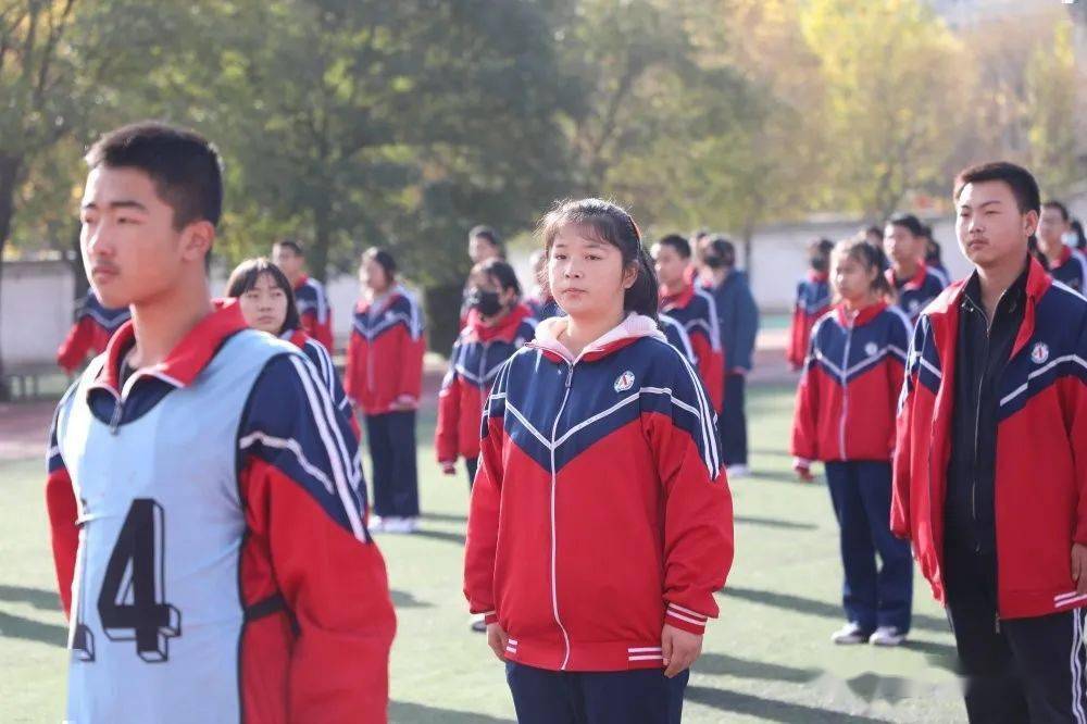 " 平凉二中学生:"扶!