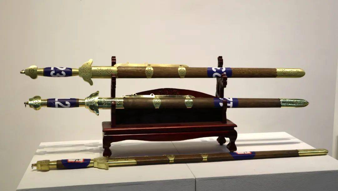 【展览通知】龙泉青瓷宝剑技能大比武获奖作品展览!
