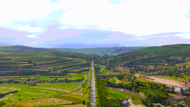 没错!这里是漳县分水岭