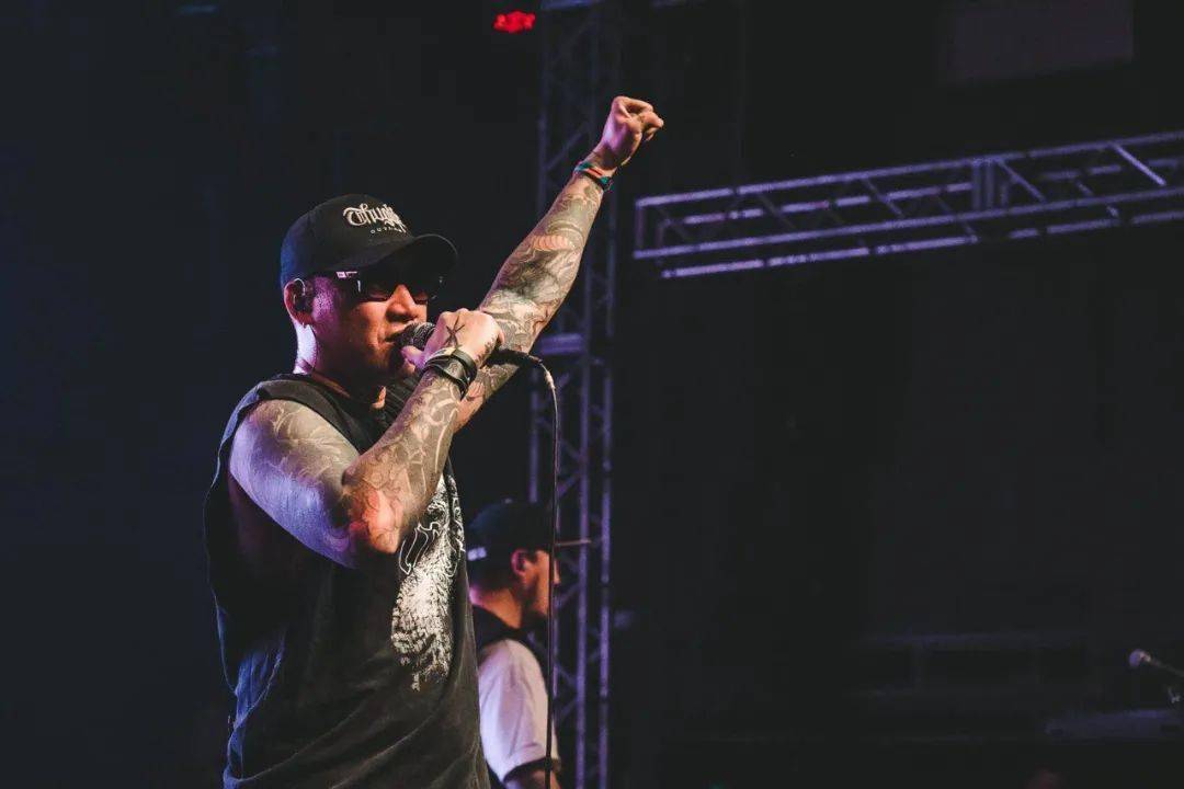 扭曲机器 搜狐网