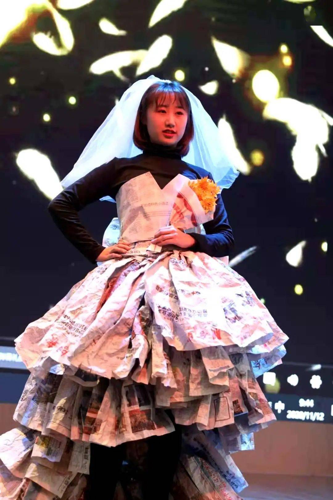 我的世界"纸"有你|学前教育专业"纸艺魅力时装展"_服装