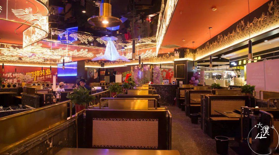 濮阳惊现现实版千与千寻鲜香烤鱼撞上鲜嫩豆花一夜成为网红