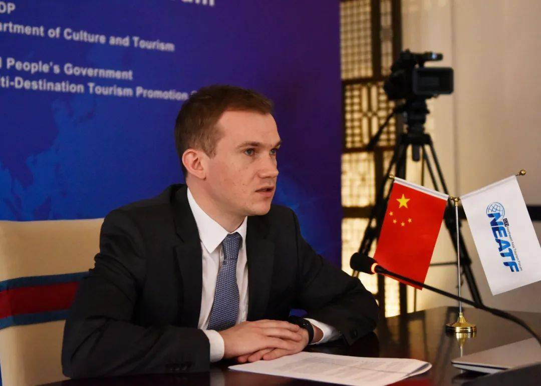 "大图们倡议(gti)"秘书处主任斯莫罗金·安德烈,珲春市政府市长张吉锋