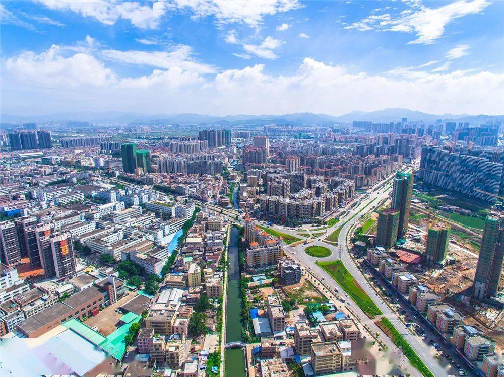 坦洲镇召开干部大会传达学习贯彻党的十九届五中全会精神