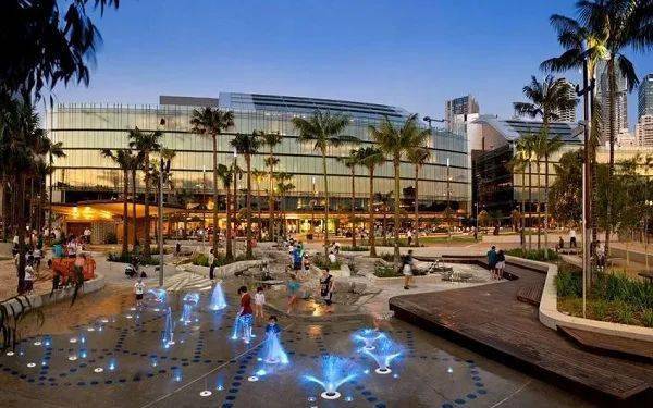 cbd核心区的水主题交互空间达令港儿童游乐场设计