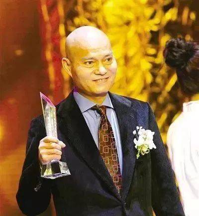 水头徐宪德荣获首届"长三角慈善之星"