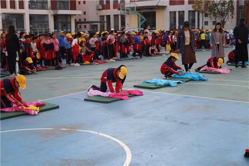 感受点滴成长体验自理乐趣科达小学举办自理自立大闯关比赛