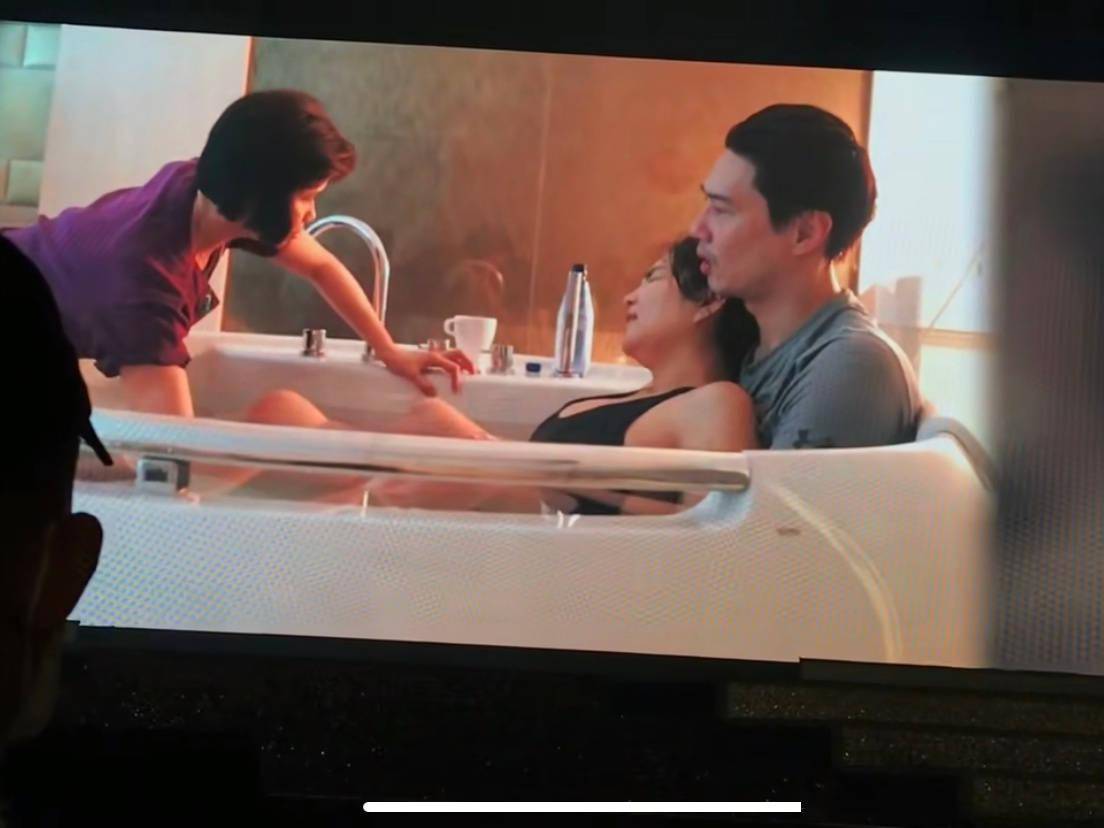 ella生产过程影像曝光惹人泪目,曾自爆膀胱脱垂,打喷嚏漏尿