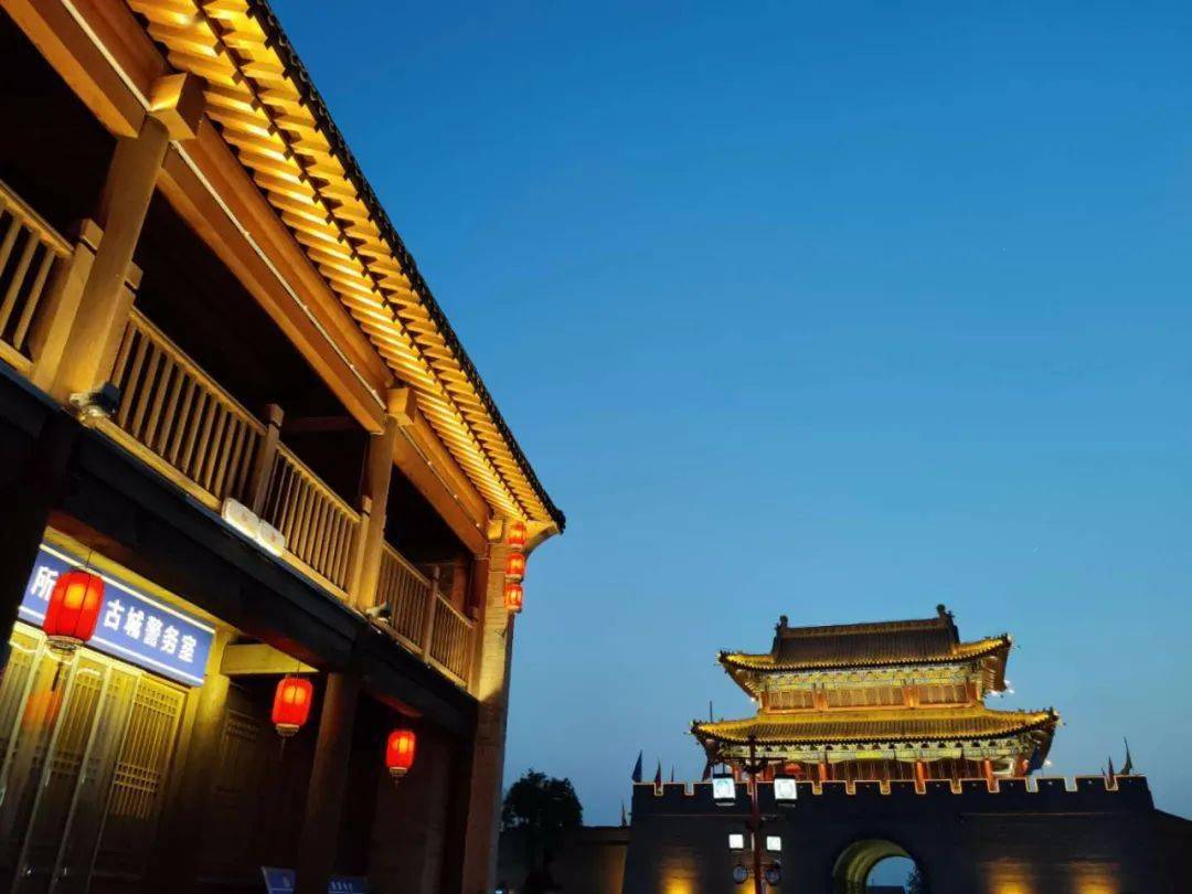 鸡鸭鱼往家提中原丽江古城龙脊山人文小镇一日游