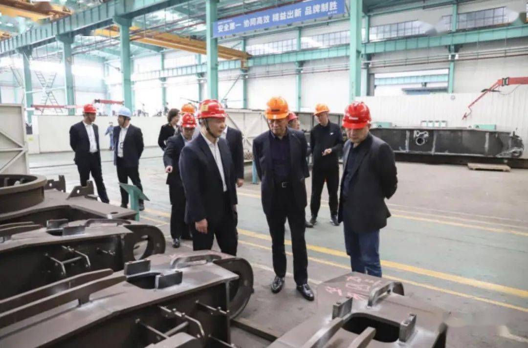 上海电气集团吕亚臣副总裁一行来访大明靖江基地