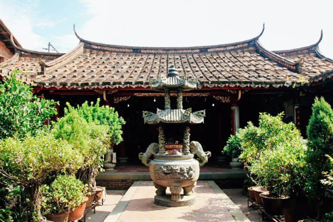 仙游东门纠察庙,第一街上的古庙