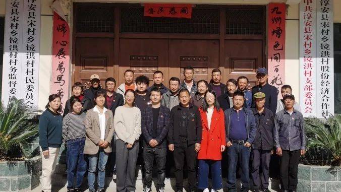 换中干"主旋律,集中展示换届中新任村社班子换好马上干的新风貌新形象