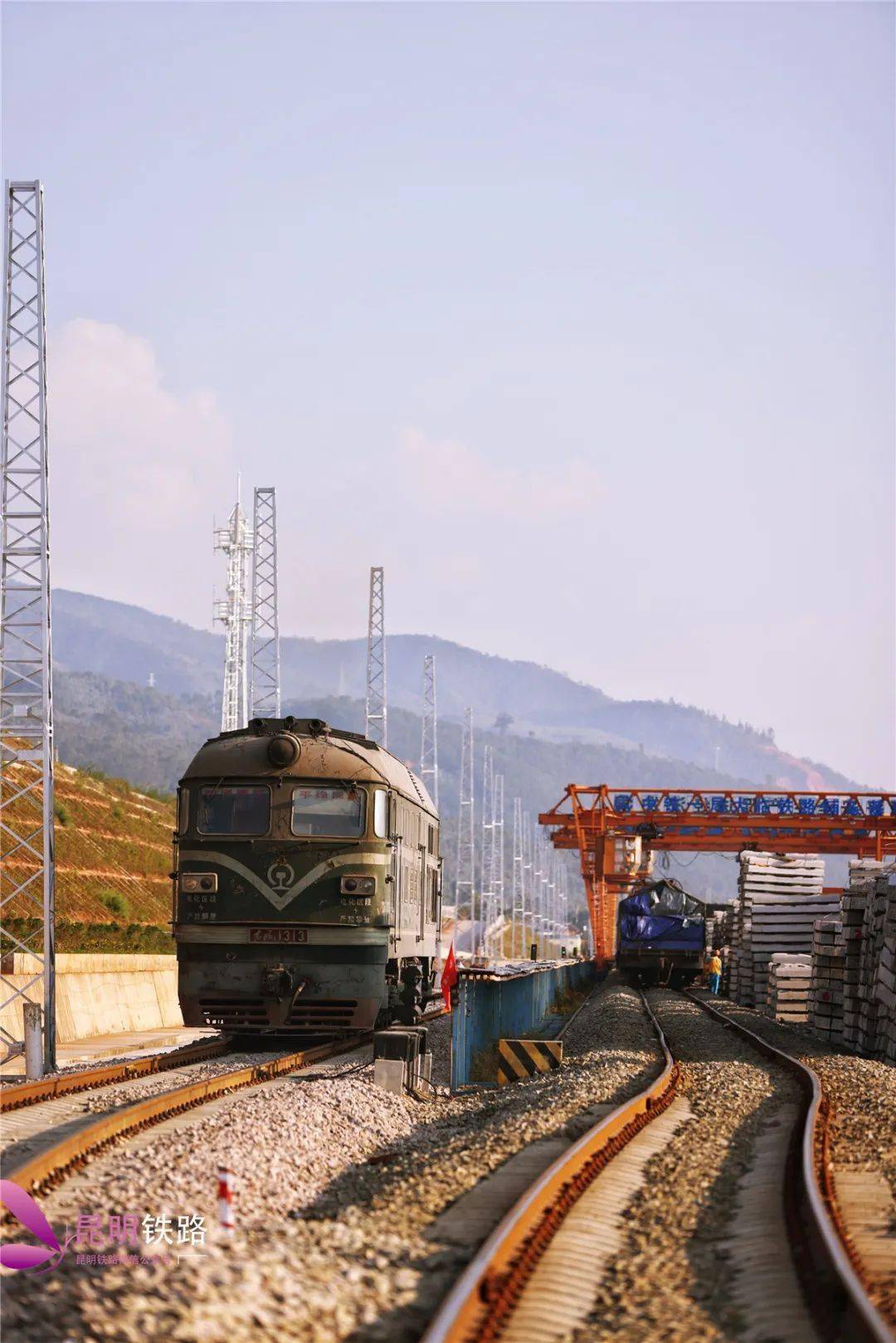 大临铁路进入开通攻坚冲刺阶段,近万人争分夺秒奋战