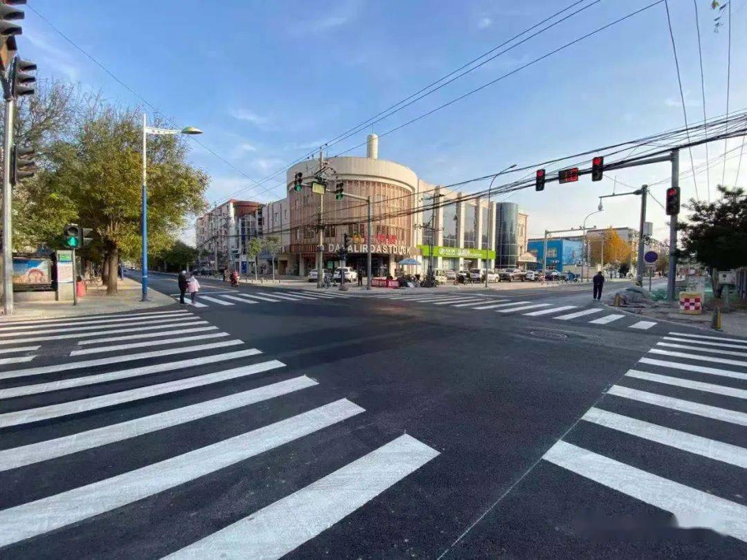 现在大兴观音寺的这4条路贼敞亮_街道