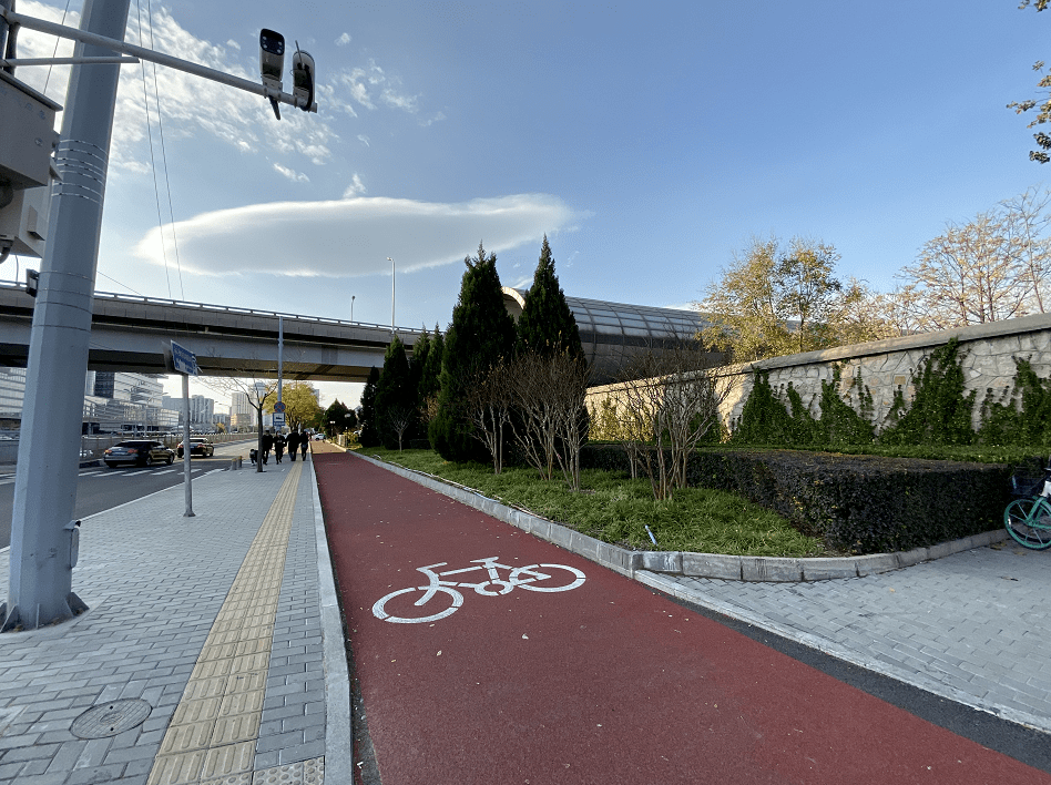 最新消息西直门外大街双向增设非机动车道