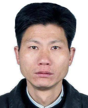 11被执行人:丁克林男,52岁住址:于都县新陂乡移陂村未履行标的额:1