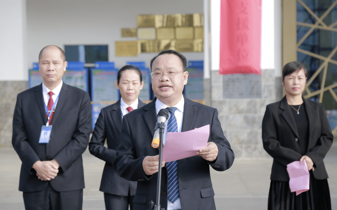 陈义夫致辞市卫健委副主任邱鸿清致辞邱副主任对对口支援工作提出了三