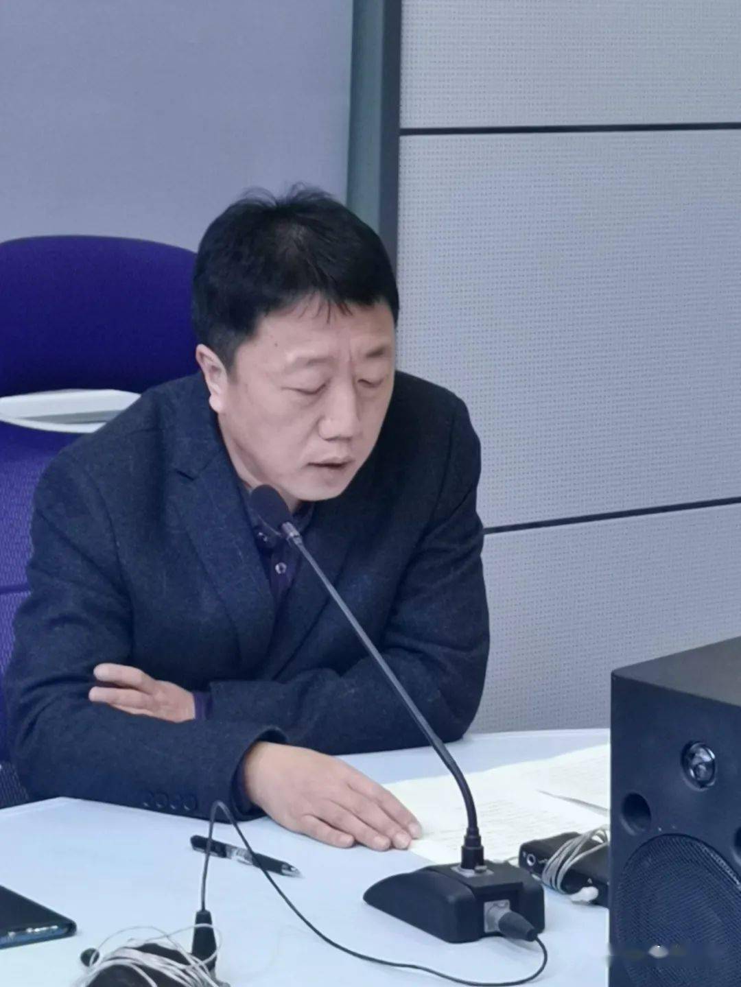 西市区政府领导做客《政风行风热线——营商在线》