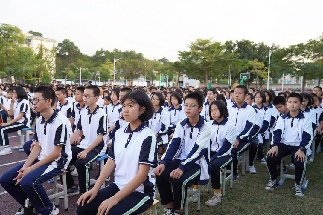 仲恺高新区第二中学图片