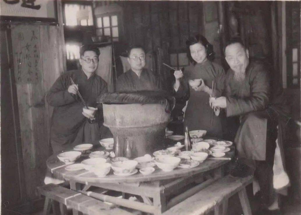 什刹海好文推荐小雪比说好的提前到来和陈垣先生get同款吧