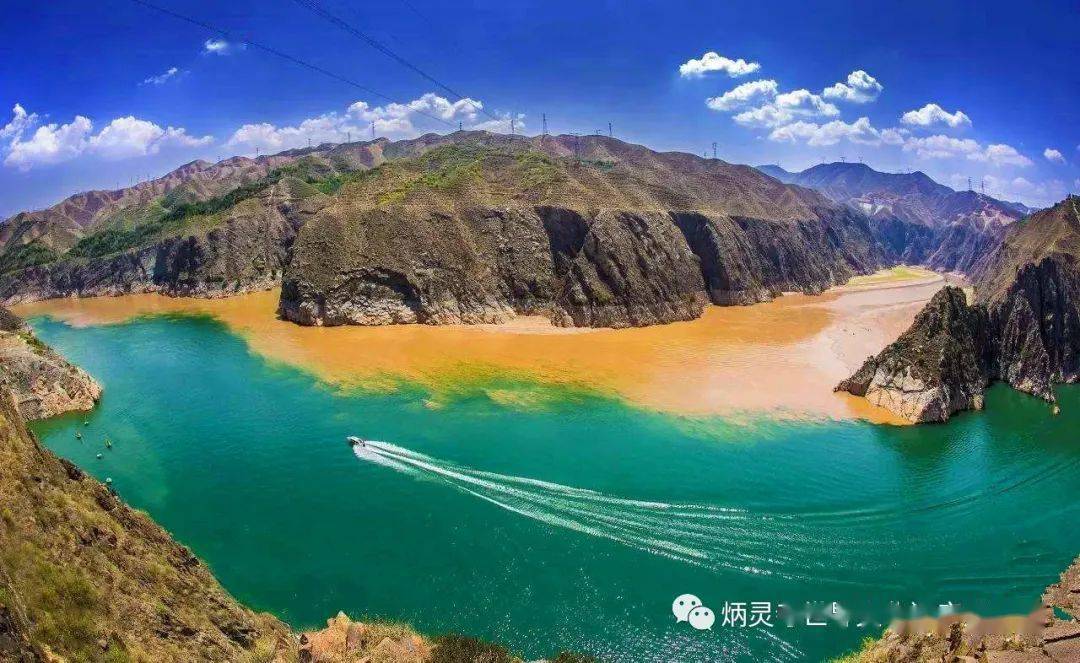 洮河入黄口二龙戏珠的交汇奇观