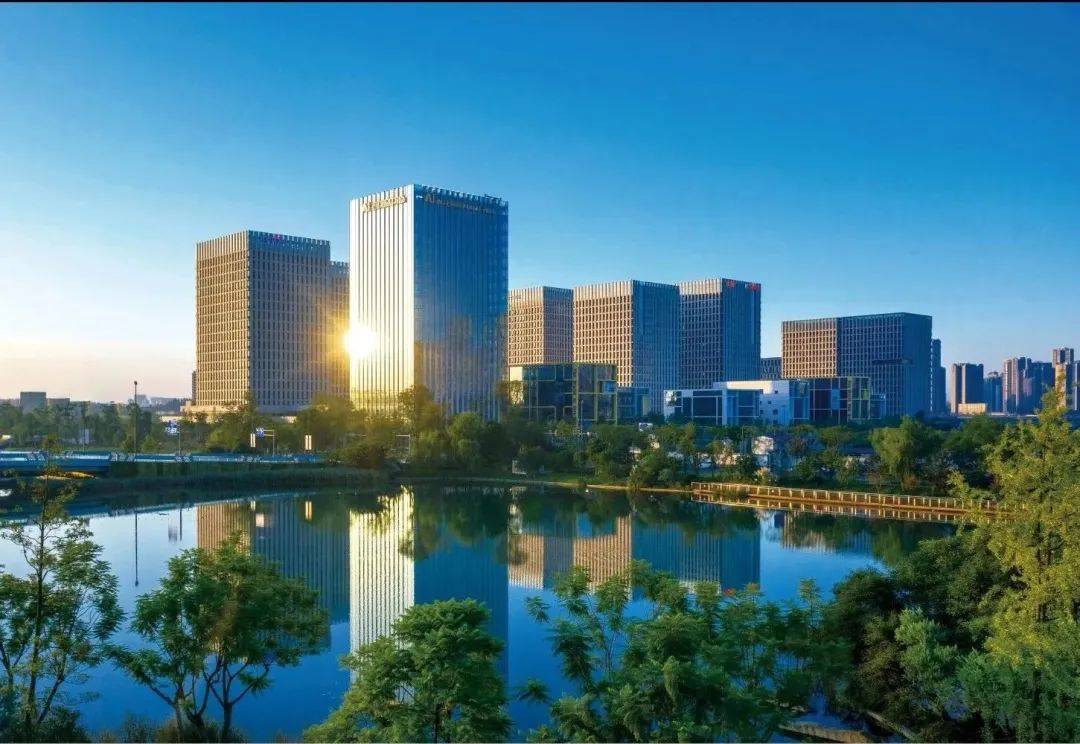 爆红新川板块这个高端品质大盘还有买入机会