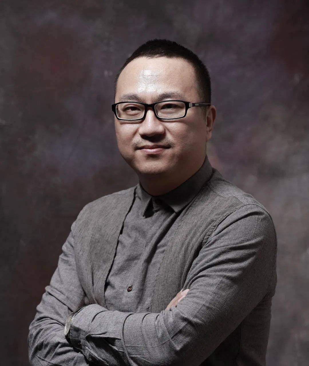 黄河故事匠心人物郑州高端设计师系列人物访谈本期人物李红涛