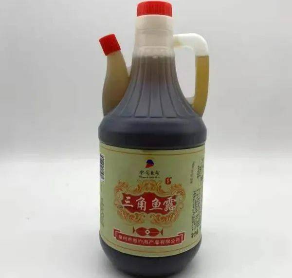 三角鲀鱼露又称三角鱼油,简称三角鱼露,是福建闽南地区炖汤,炒菜的