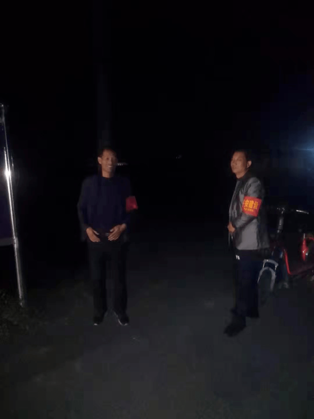 夜间巡逻常态化披星戴月保平安