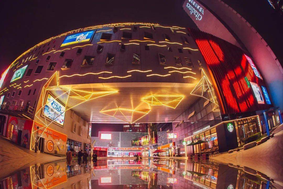 新世界200亿建香港11天空6个万达3个吾悦2个宝龙1个cococity集中开业