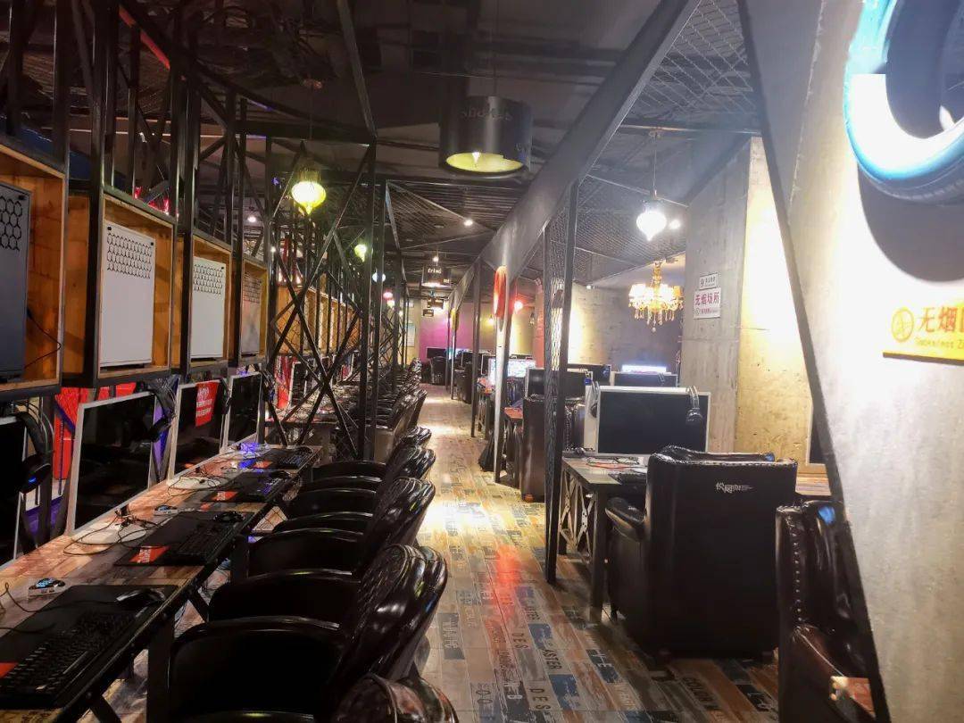 网咖测评|第一次体验网吧的我从此找到了第二个家