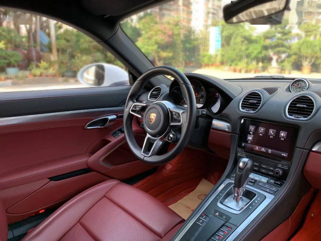 【推荐车型】保时捷718cayman:无法掩盖的运动性能!_手机搜狐网