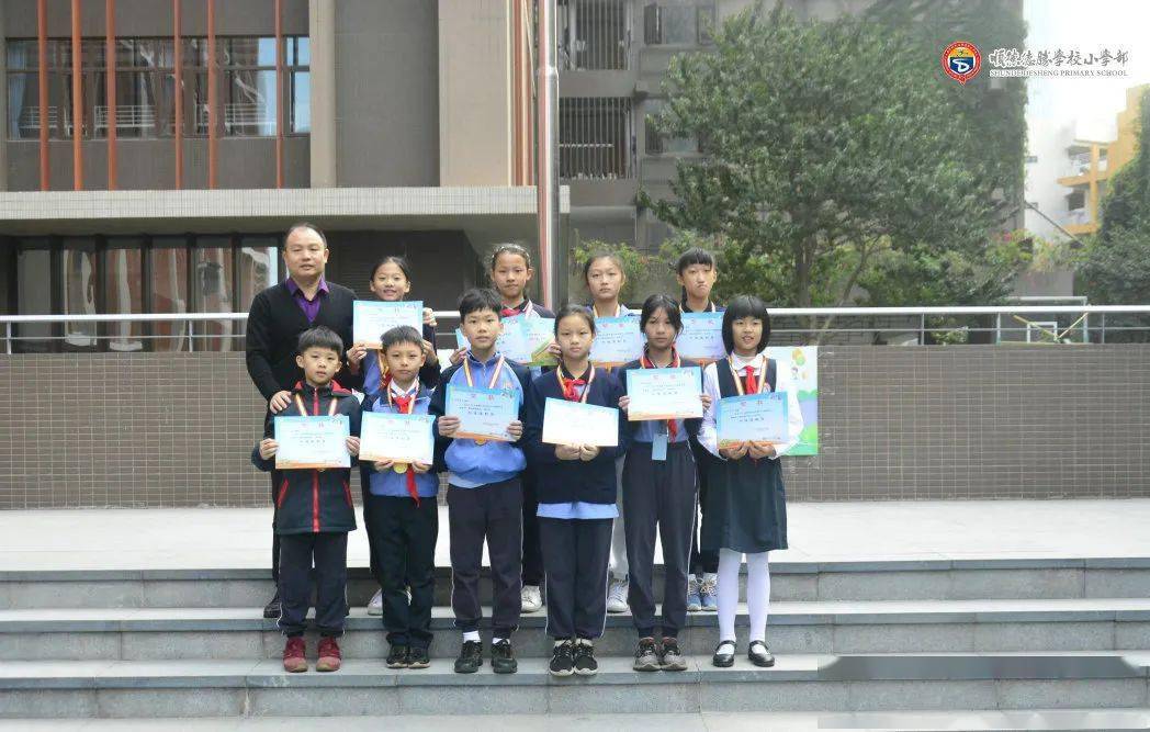 校园动态运动点燃激情活力迸发赛场德胜学校小学部第十八届田径运动会