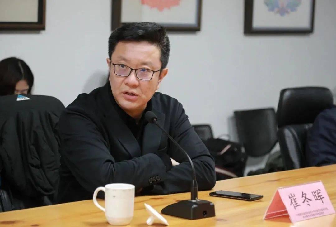 长期在民政部门工作的全国老龄办党组成员,中国老年杂志社长李耀东