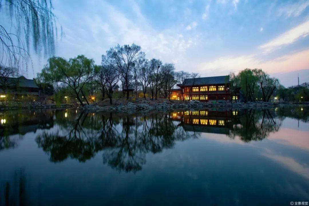 pick你的专属新年晚会——2021年光华管理学院新年晚会主题征集