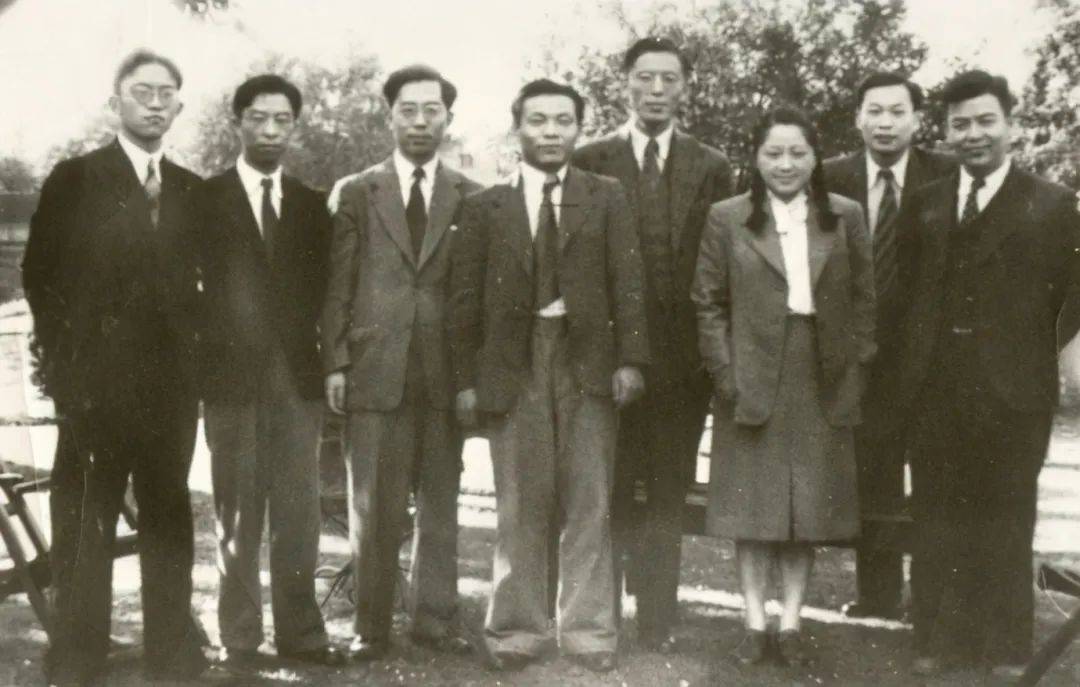 事业有成家庭和美钱三强何泽慧为何决定回到祖国