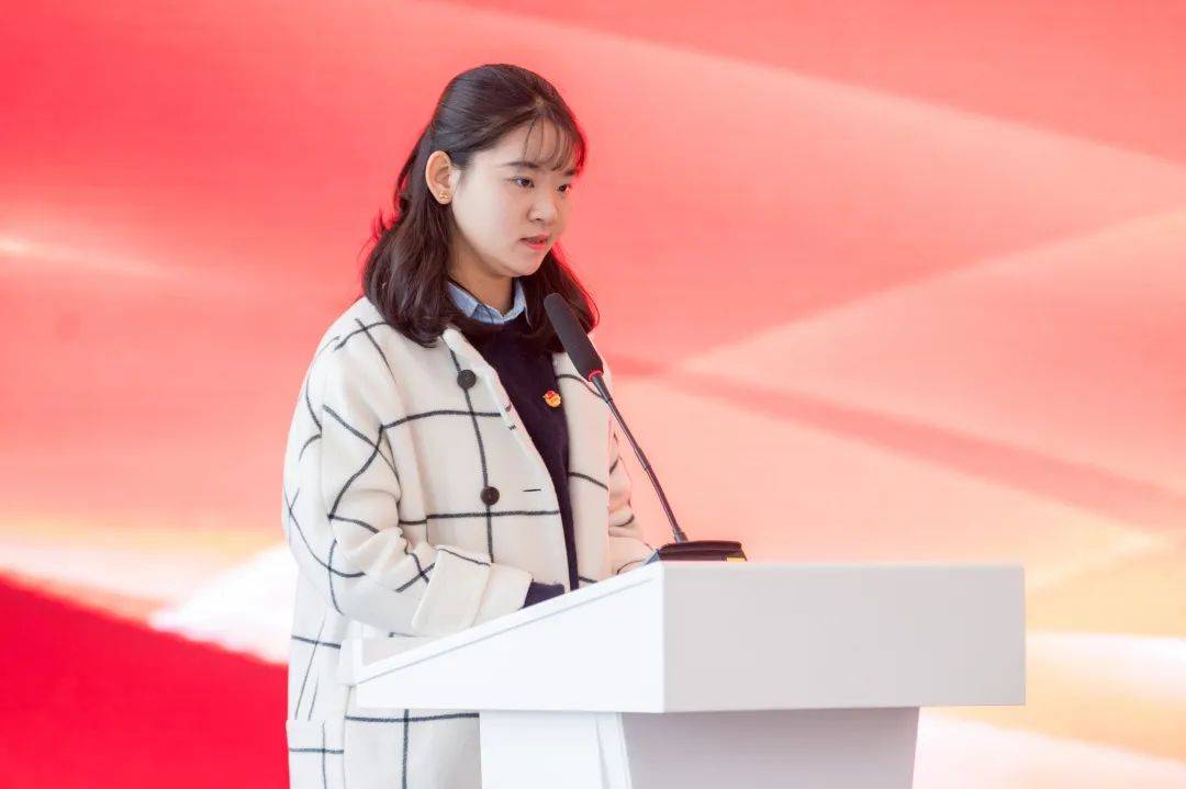 团市委书记沈春晓,团市委副书记汤佩佩,区县团委书记