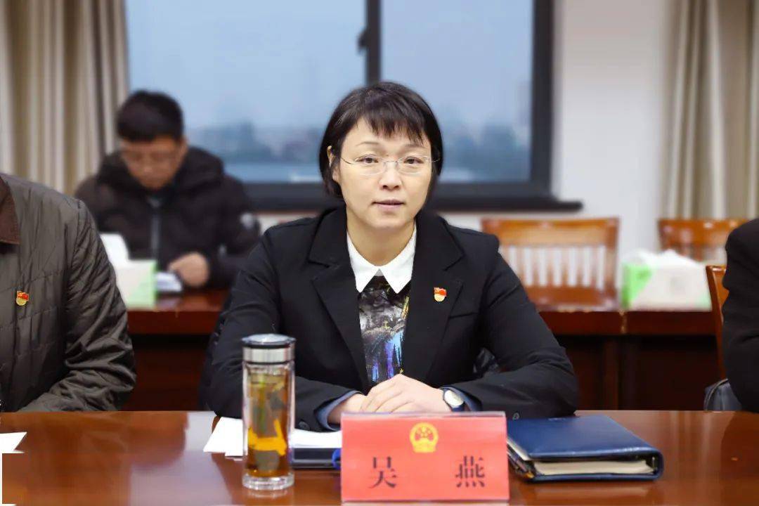 密切联系群众广泛汇聚民意今天区领导走进人大代表联络站听取意见建议