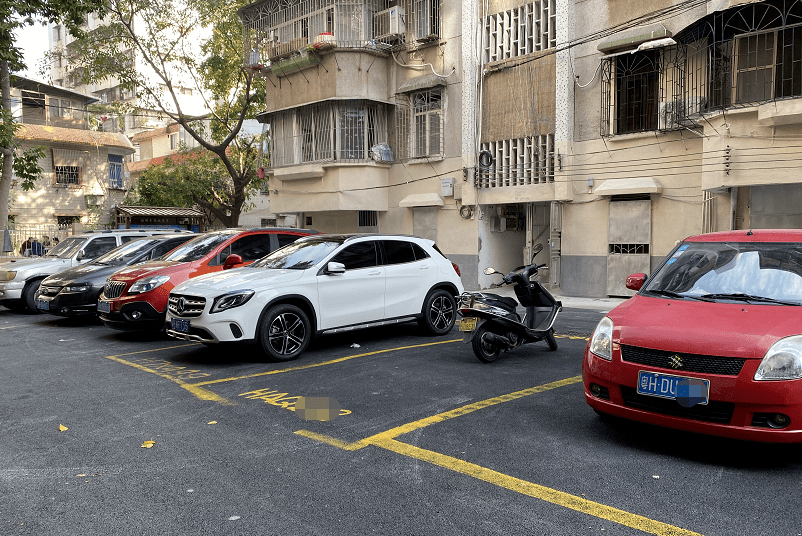 肇庆这个小区停车位"先划先得"?你小区有这种情况吗